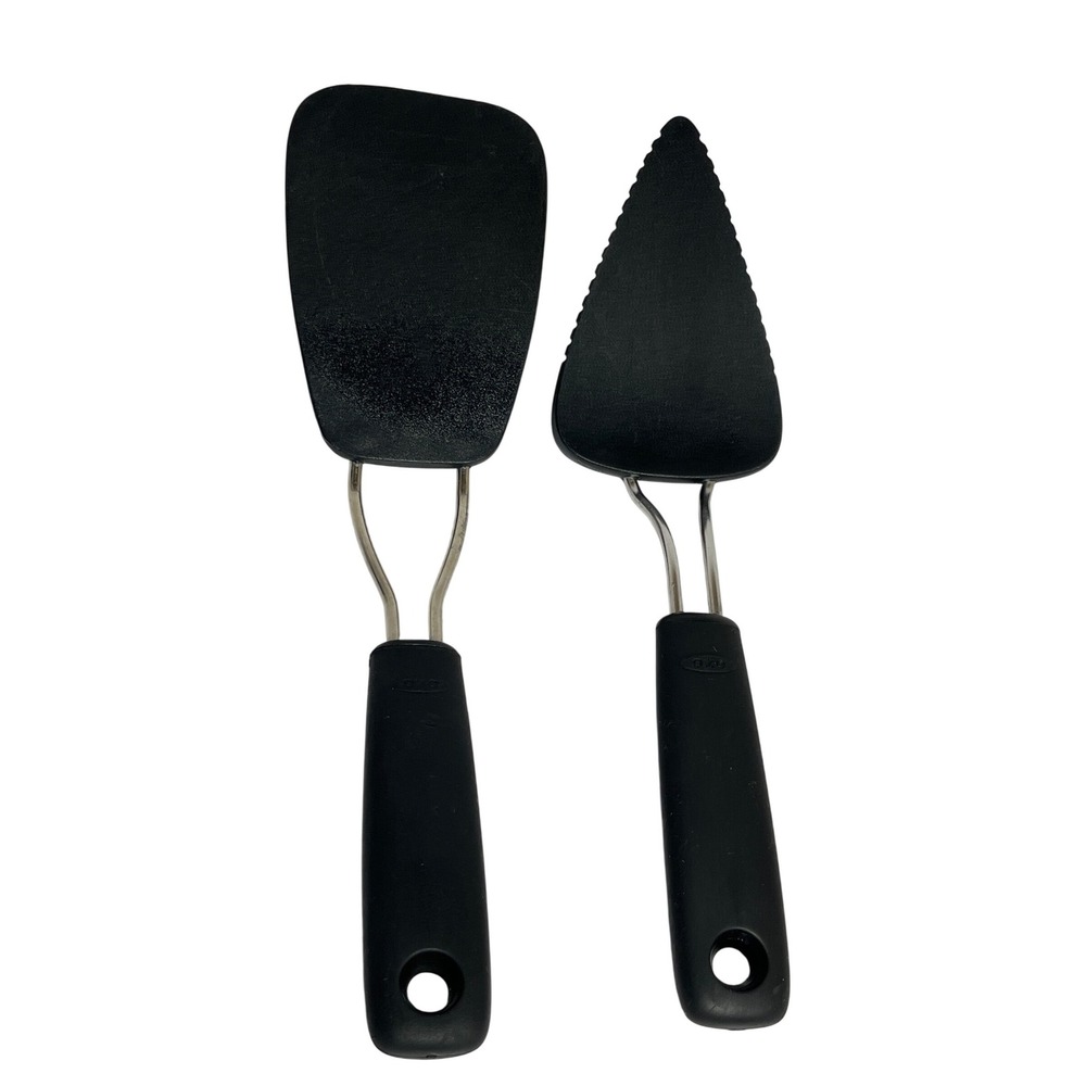 OXO Good Grips Black Nylon Spatula and Serrated Pie Server Utensil Set 2 Piece